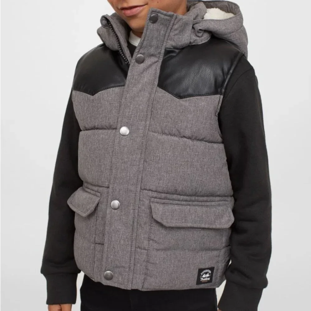 H&M Kids Hooded Vest with Black Accents size 4-6T LIKE NEW